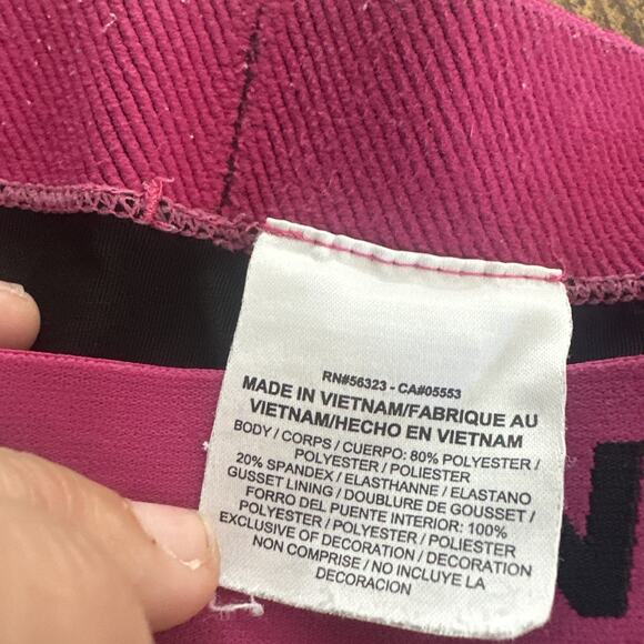 Nike Pro Capri Leggings Yoga Pants Dri-Fit Women's Medium Gym Black Pink - Picture 3 of 7